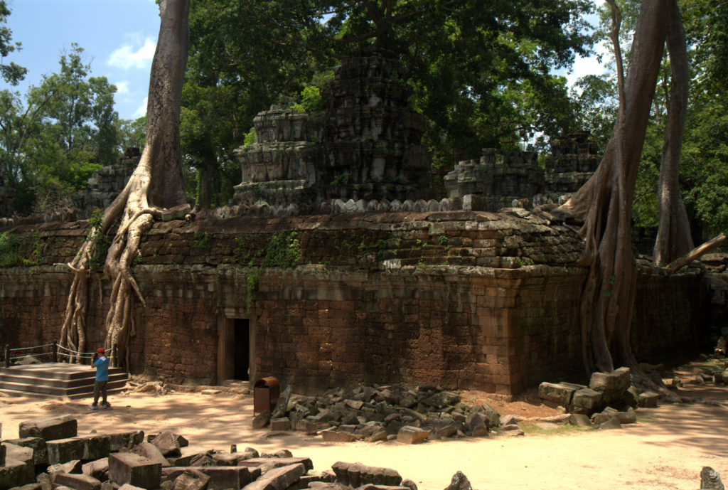 W stolicy Khmerów (Angkor Wat) 46