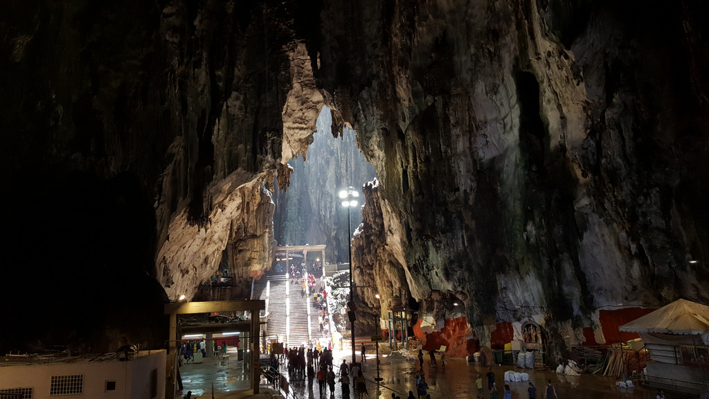 Etap 3: Kuala Lumpur & Batu Caves. Jaskinie, ścieżki w lesie i deszcz... 60